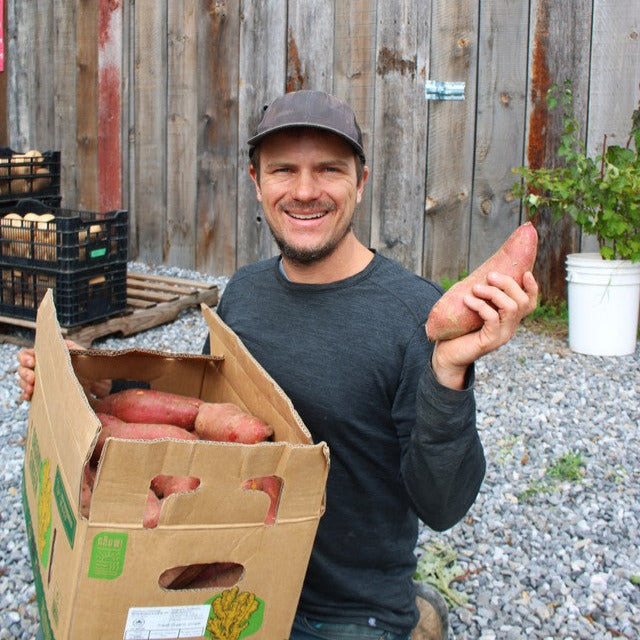 
                  
                    Load image into Gallery viewer, Winter 2026 CSA Basket Subscription - Ottawa Farm Fresh
                  
                